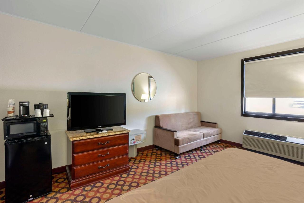 Quality Inn Enola - Harrisburg Dış mekan fotoğraf